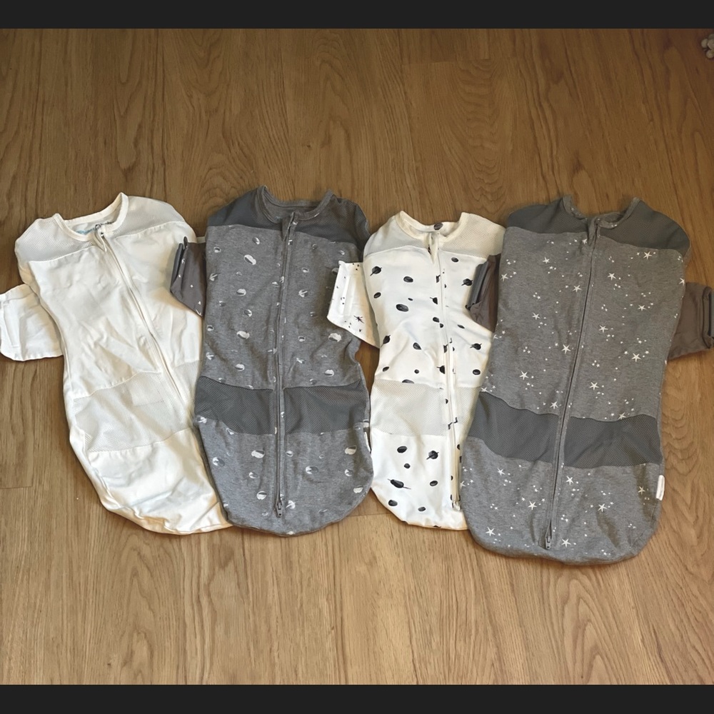 Happiest Baby SNOO sleep sack bundle. Sizes Small - Large